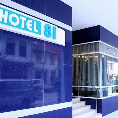 81 Dickson Khách sạn 2*